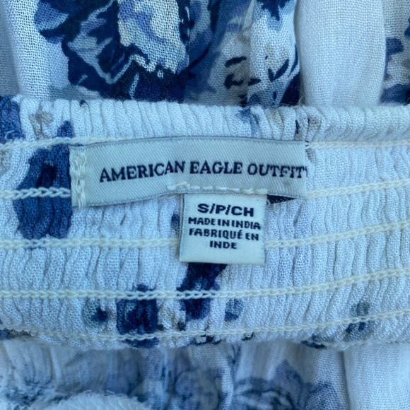 American Eagle Outfitters White & Blue Floral Babydoll Camisole Top W/ Tie Front - Picture 11 of 11